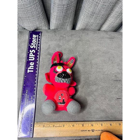 Five Nights At Freddys FOXY Backpack Clip Plush Toy 2017 6” FNAF - Picture 4 of 4